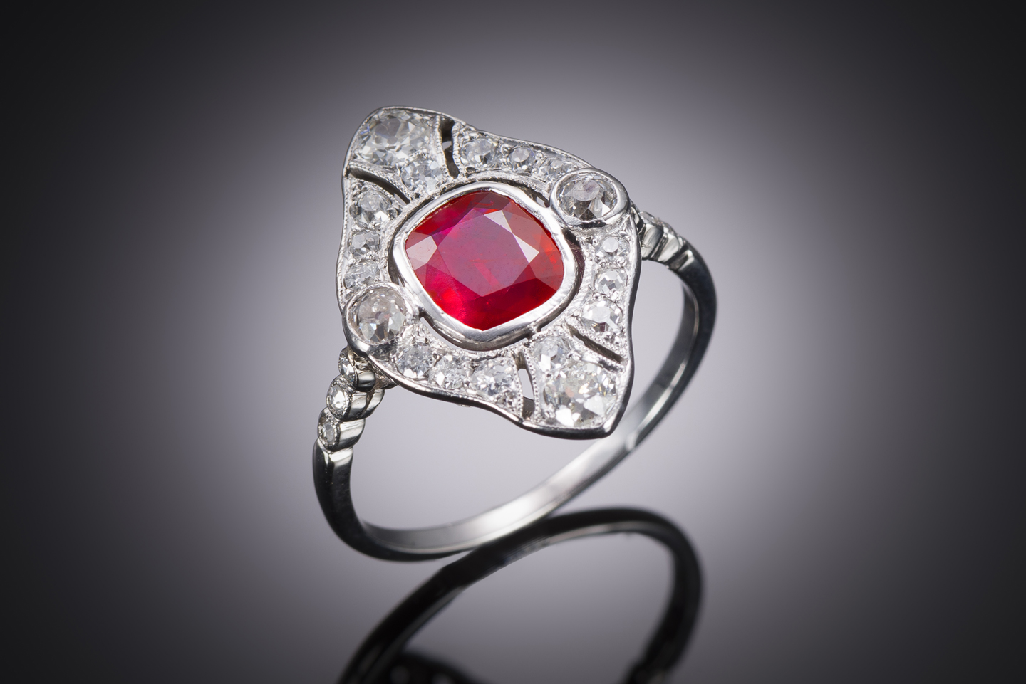 Art déco Natural unheated Burmese ruby ​​​ 1.38 carats (certificate) and diamond ring-1