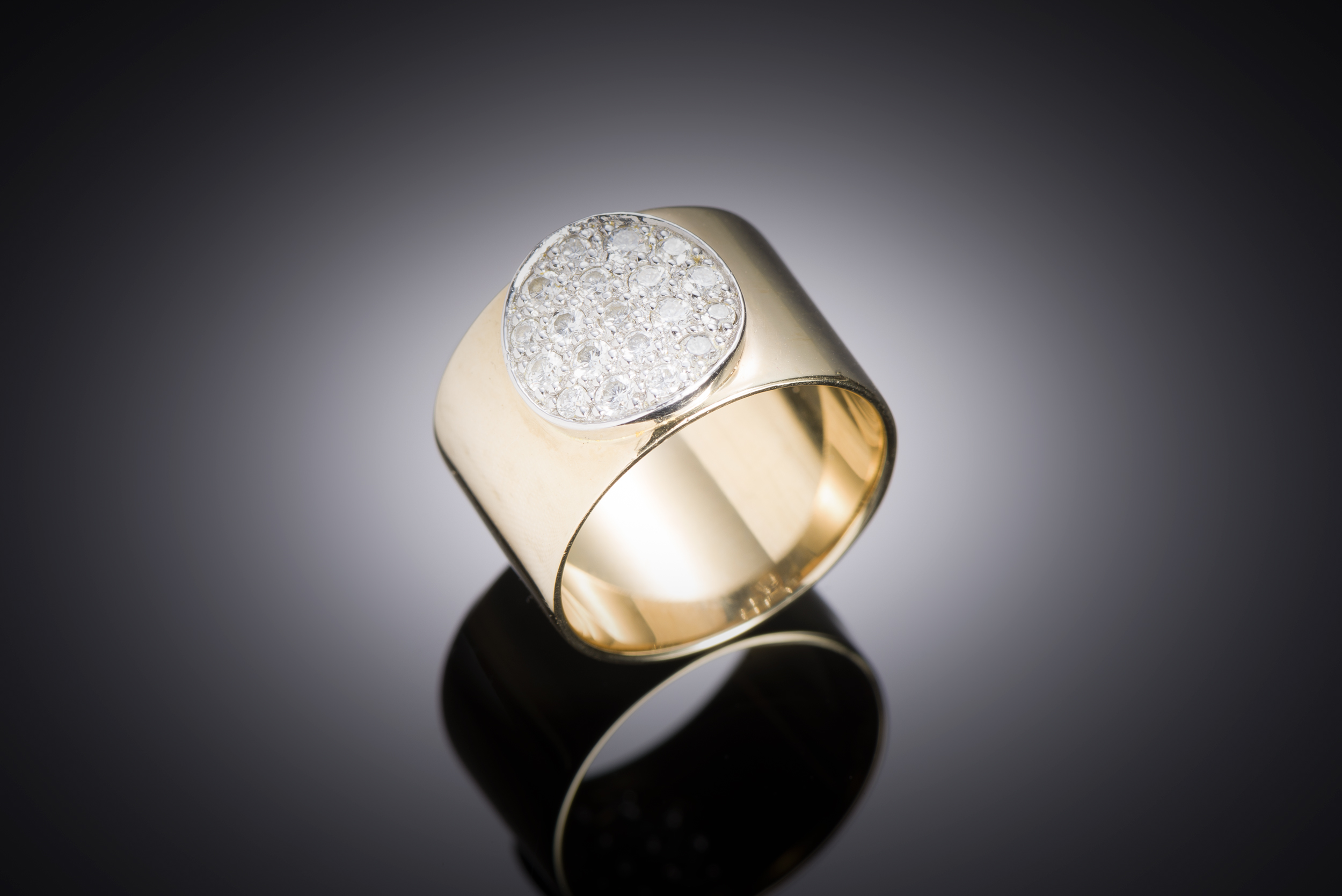 Dinh Van Anthea diamond ring in gold and platinum-1