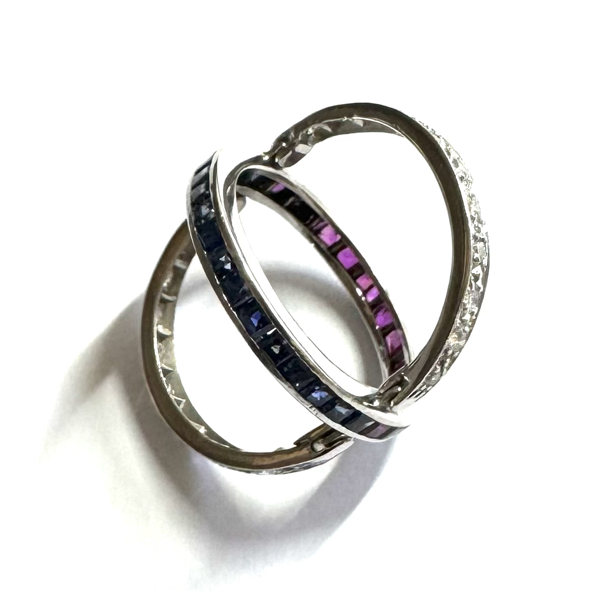 « Transformation » wedding ring with diamonds, sapphires and rubies-2