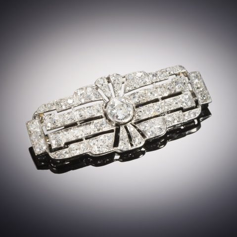 Art Deco diamond brooch (2.50 carats)