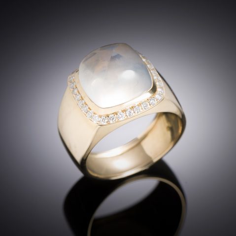 Bague Fred Pain de sucre nacre et diamants