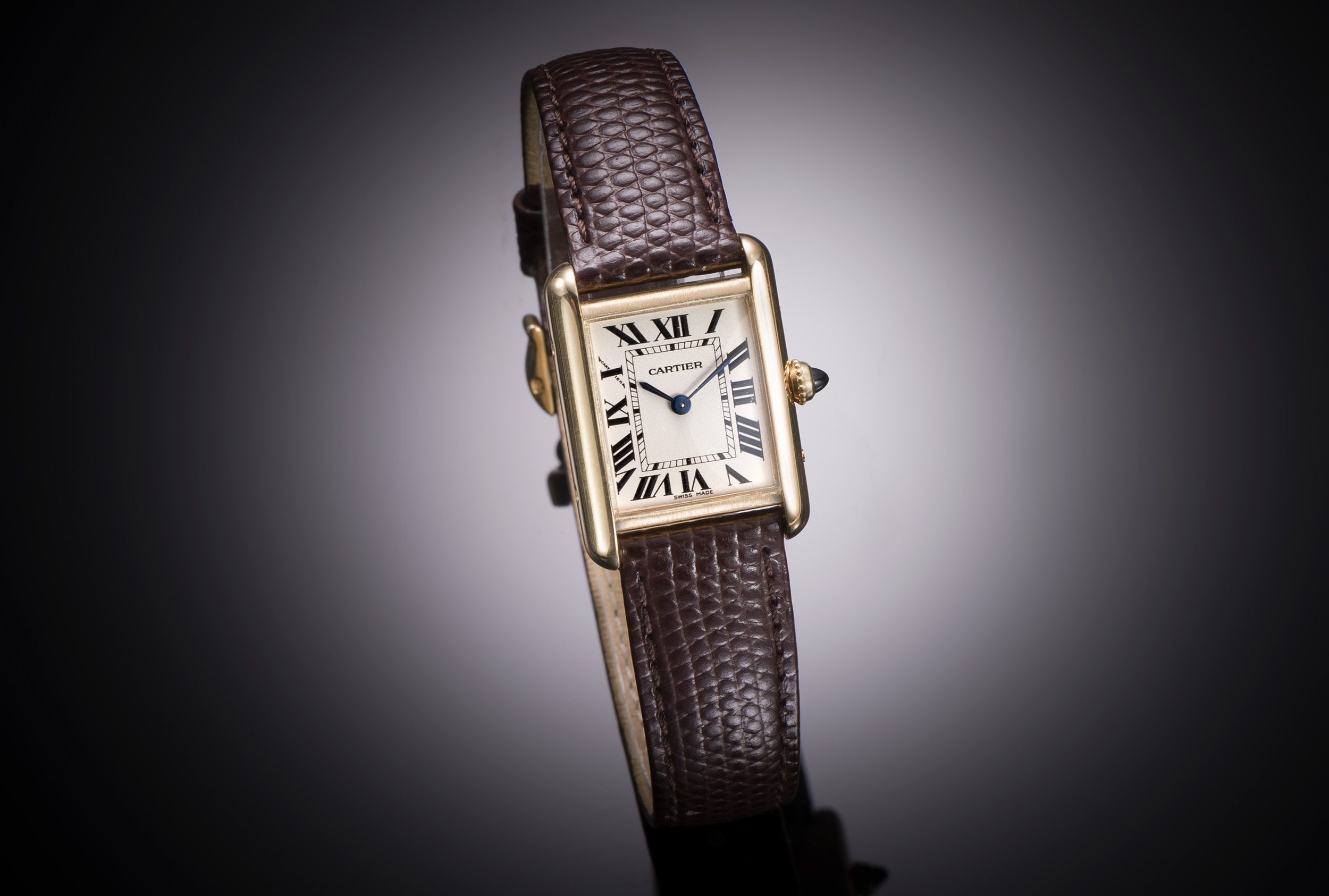 Montre Cartier Tank Louis Cartier or jaune référence 2442 – Révision juin 2024-1