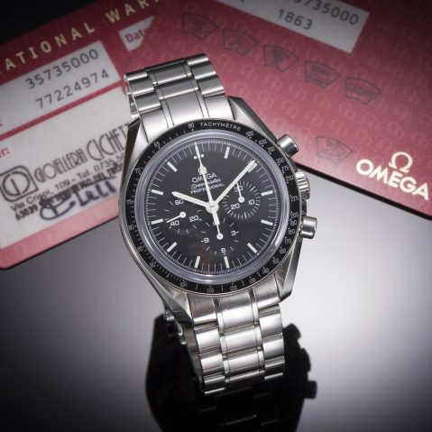 Montre Omega Speedmaster Professional Moonwatch 42 mm, fond transparent – Full set (papiers d’origine et écrin)